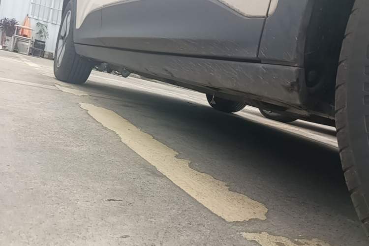 Used Geely Galaxy Geome 2025 310km Youth Edition Right Side Sill