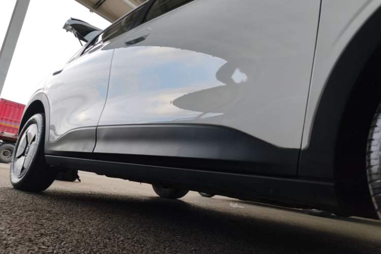 Used Geely Galaxy Geome 2025 310km Youth Edition Right Side Sill