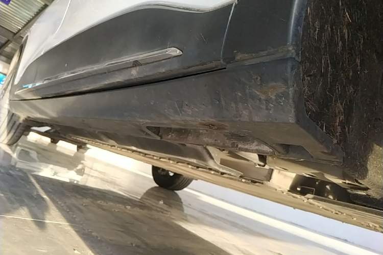Used Geely Galaxy Geome 2025 UP 410km Exploration Edition Right Side Sill