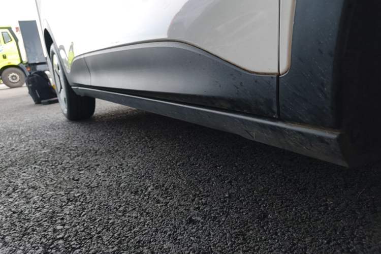 Used Geely Galaxy Geome 2025 310km Youth Edition Right Side Sill