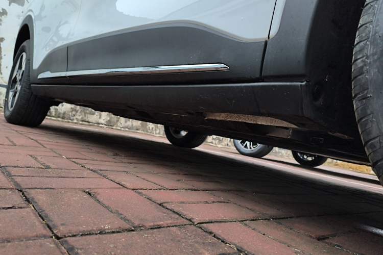 Used Geely Galaxy Geome 2025 310km Dream Edition Right Side Sill