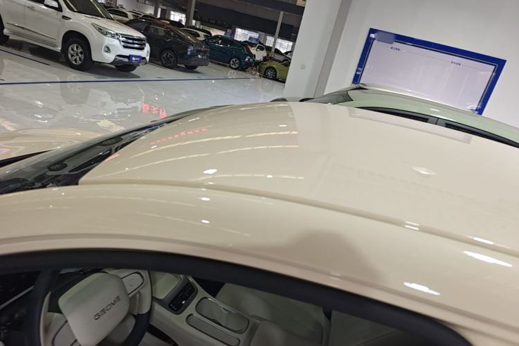 Used Geely Galaxy Geome 2025 310km Youth Edition Roof