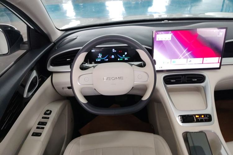 Used Geely Galaxy Geome 2025 UP 410km Exploration Edition Steering Wheel