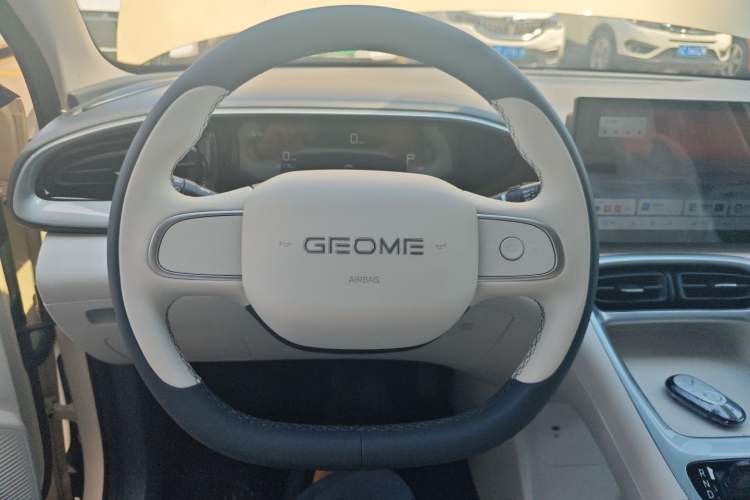 Used Geely Galaxy Geome 2025 310km Youth Edition Steering Wheel