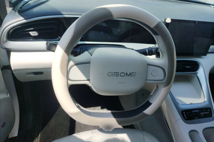 Used Geely Galaxy Geome 2025 310km Youth Edition Steering Wheel