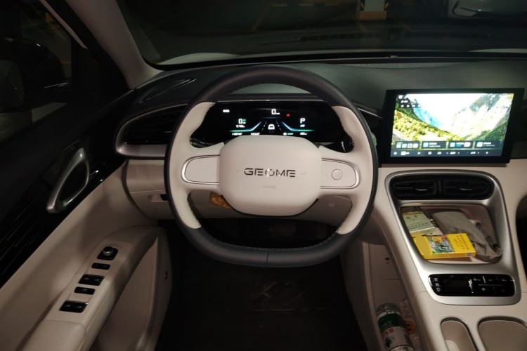 Used Geely Galaxy Geome 2025 310km Youth Edition Steering Wheel