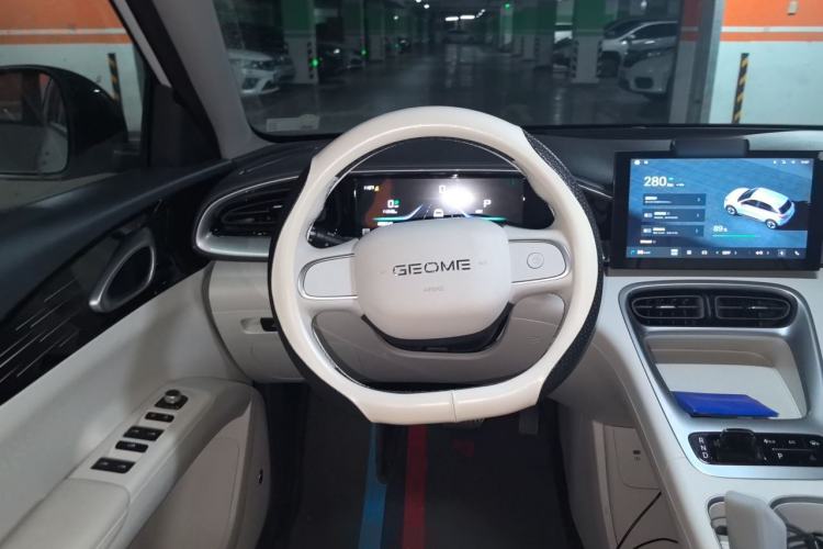 Used Geely Galaxy Geome 2025 310km Youth Edition Steering Wheel