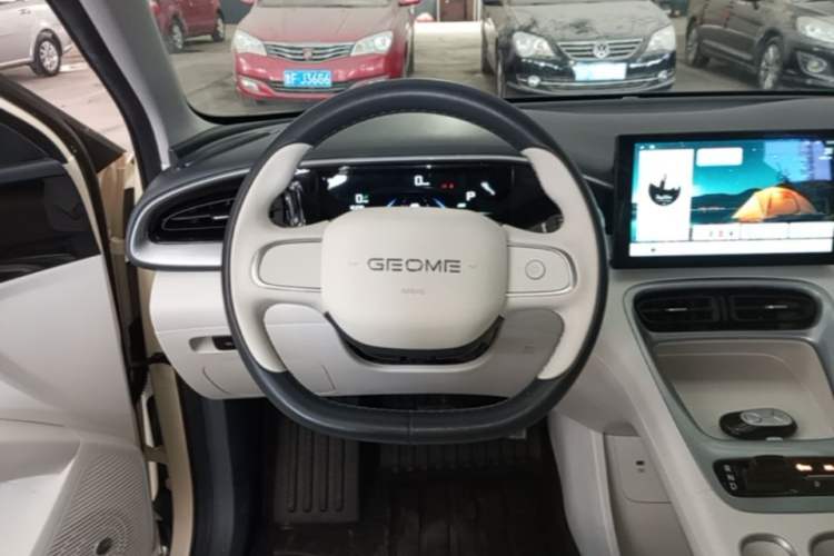 Used Geely Galaxy Geome 2025 310km Youth Edition Steering Wheel