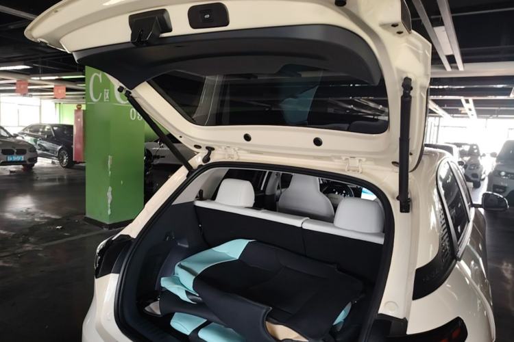 Used Geely Galaxy Geome 2025 UP 410km Exploration Edition Trunk