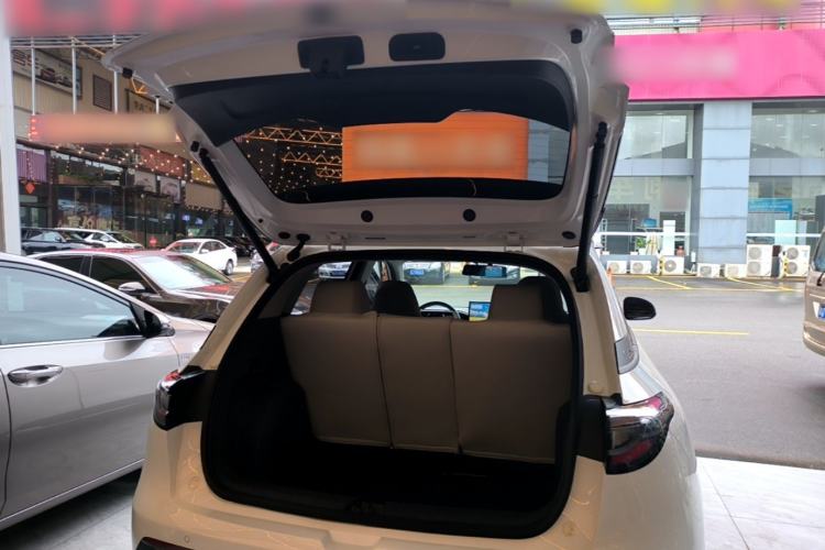 Used Geely Galaxy Geome 2025 UP 410km Exploration Edition Trunk