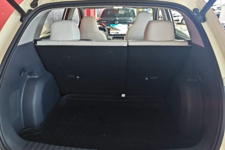 Used Geely Galaxy Geome 2025 310km Dream Edition Trunk