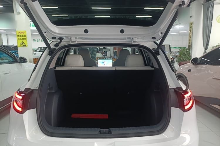 Used Geely Galaxy Geome 2025 310km Dream Edition Trunk
