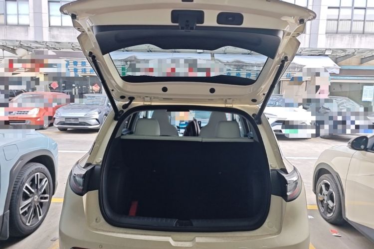 Used Geely Galaxy Geome 2025 UP 410km Exploration Edition Trunk