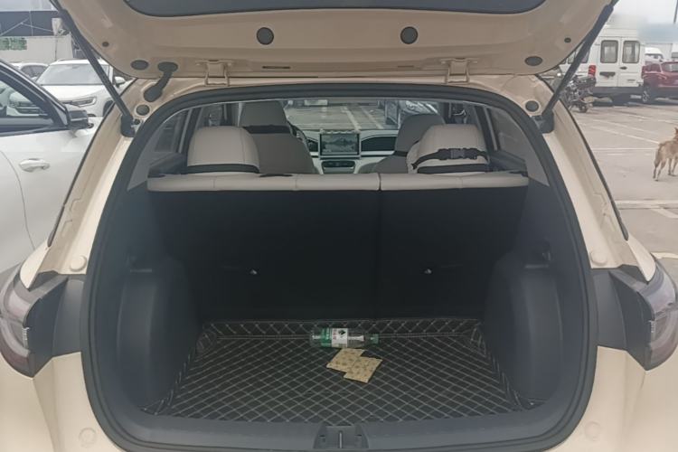 Used Geely Galaxy Geome 2025 310km Youth Edition Trunk