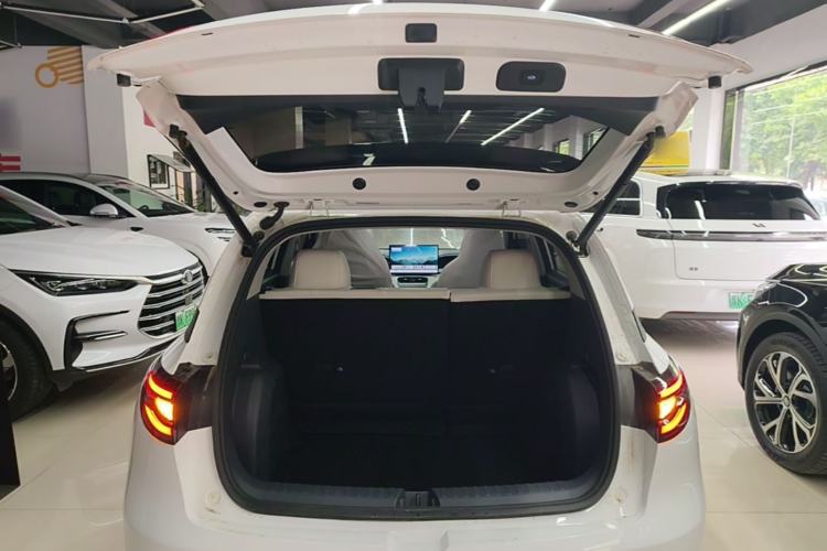 Used Geely Galaxy Geome 2025 UP 410km Exploration Edition Trunk
