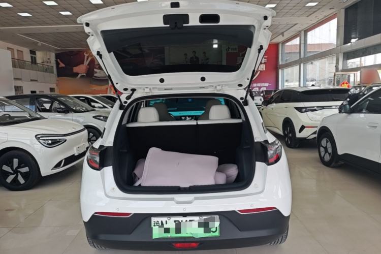 Used Geely Galaxy Geome 2025 310km Youth Edition Trunk