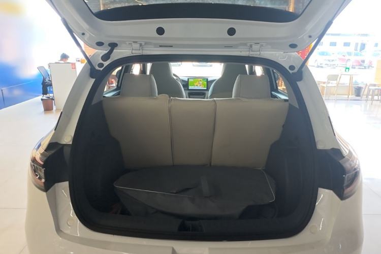 Used Geely Galaxy Geome 2025 310km Youth Edition Trunk