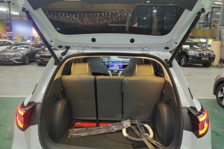 Used Geely Galaxy Geome 2025 UP 410km Exploration Edition Trunk