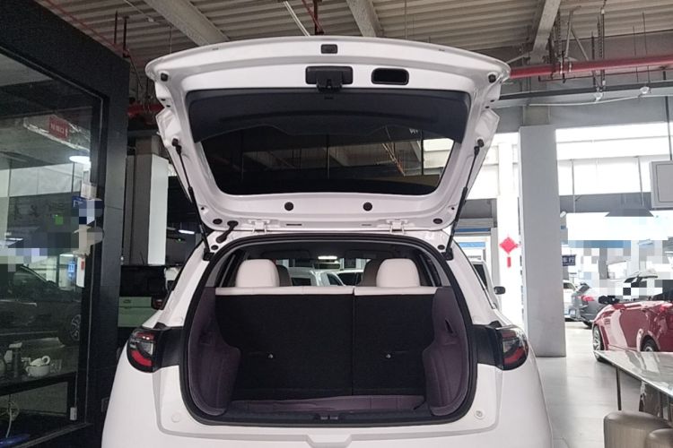 Used Geely Galaxy Geome 2025 310km Youth Edition Trunk