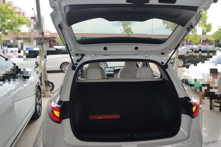 Used Geely Galaxy Geome 2025 310km Youth Edition Trunk