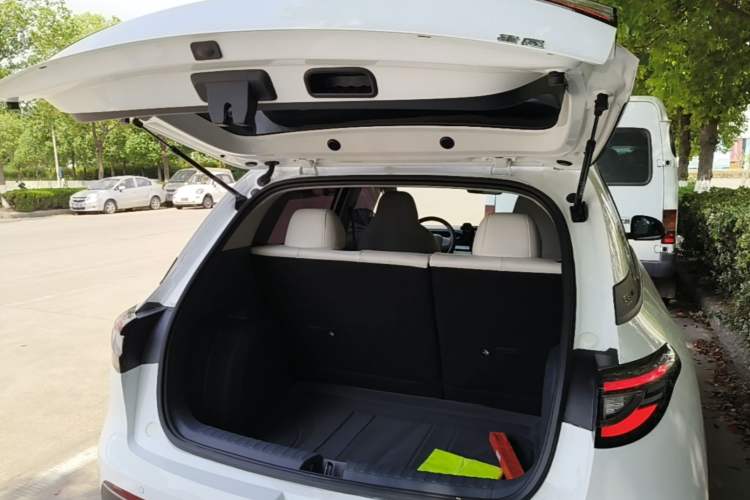Used Geely Galaxy Geome 2025 310km Youth Edition Trunk