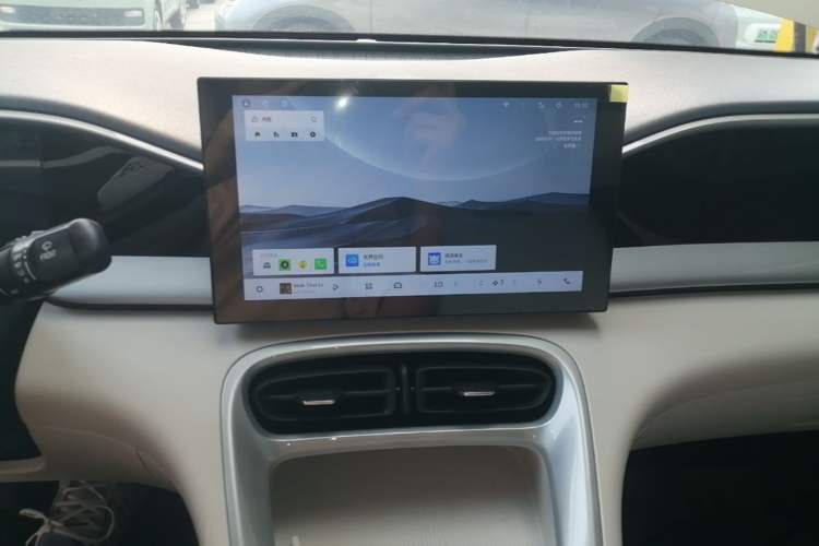 Used Geely Galaxy Geome 2025 410 km Free Version Audio And AC Panel