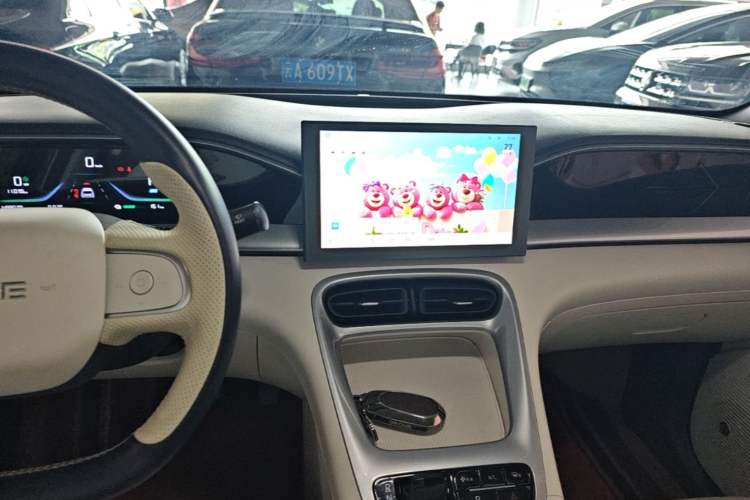 Used Geely Galaxy Geome 2025 310km Youth Edition Audio And AC Panel