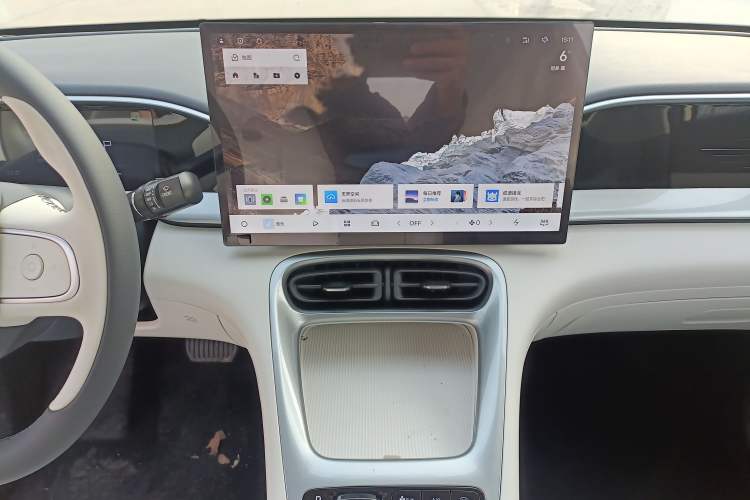 Used Geely Galaxy Geome 2025 310km Dream Edition Audio And AC Panel