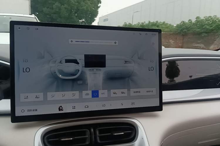 Used Geely Galaxy Geome 2025 UP 410km Exploration Edition Audio And AC Panel