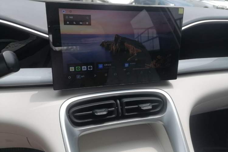 Used Geely Galaxy Geome 2025 310km Youth Edition Audio And AC Panel