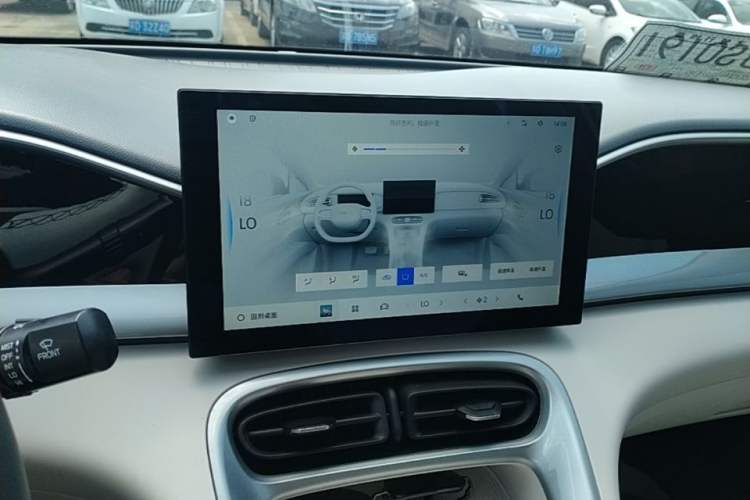 Used Geely Galaxy Geome 2025 310km Youth Edition Audio And AC Panel