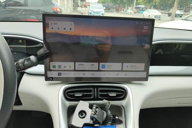 Used Geely Galaxy Geome 2025 310km Dream Edition Audio And AC Panel