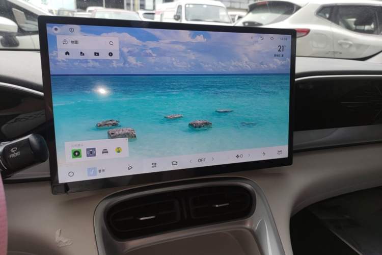 Used Geely Galaxy Geome 2025 UP 410km Exploration Edition Audio And AC Panel