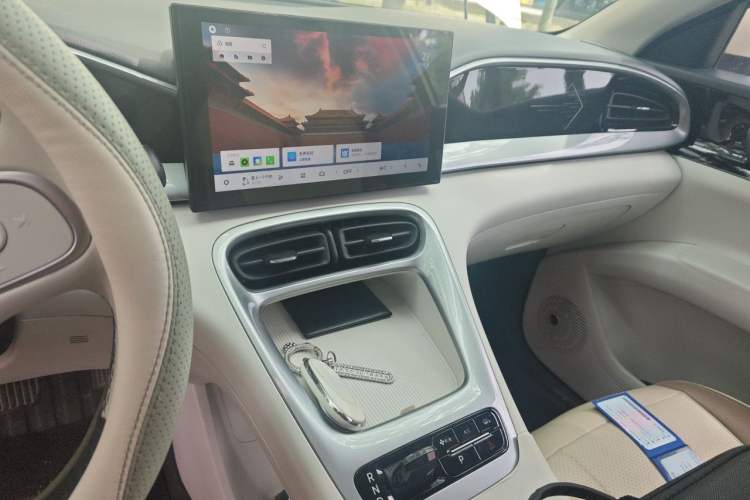 Used Geely Galaxy Geome 2025 310km Youth Edition Audio And AC Panel
