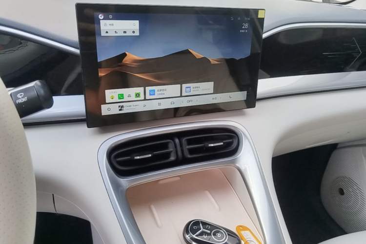 Used Geely Galaxy Geome 2025 310km Youth Edition Audio And AC Panel