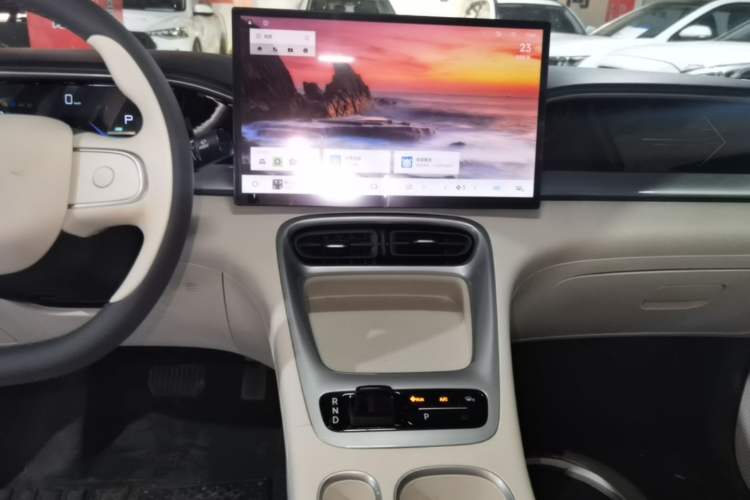 Used Geely Galaxy Geome 2025 310km Dream Edition Audio And AC Panel