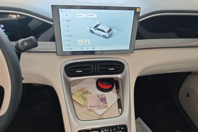 Used Geely Galaxy Geome 2025 310km Youth Edition Audio And AC Panel