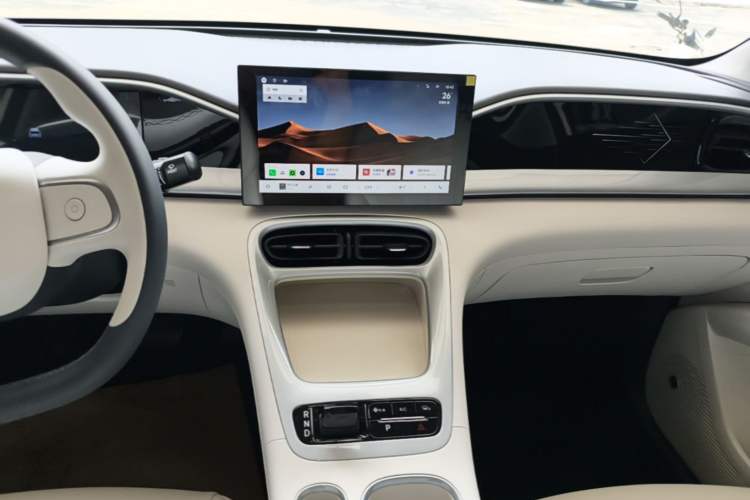 Used Geely Galaxy Geome 2025 310km Youth Edition Audio And AC Panel
