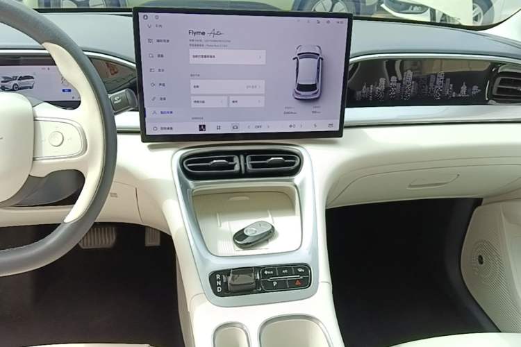 Used Geely Galaxy Geome 2025 UP 410km Exploration+ Edition Audio And AC Panel