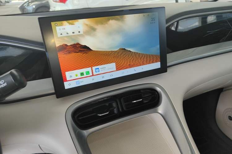 Used Geely Galaxy Geome 2025 310km Youth Edition Audio And AC Panel