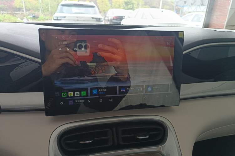 Used Geely Galaxy Geome 2025 310km Youth Edition Audio And AC Panel