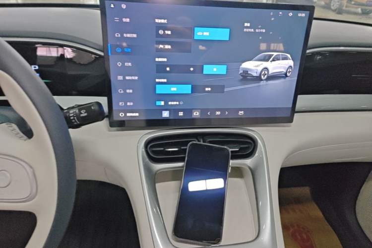 Used Geely Galaxy Geome 2025 310km Dream Edition Audio And AC Panel
