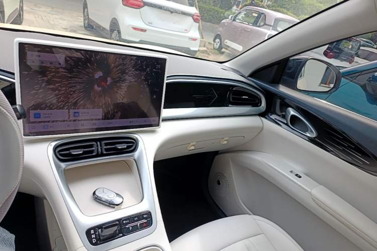 Used Geely Galaxy Geome 2025 UP 410km Exploration Edition Audio And AC Panel