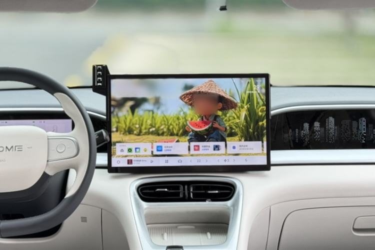 Used Geely Galaxy Geome 2025 UP 410km Exploration+ Edition Audio And AC Panel