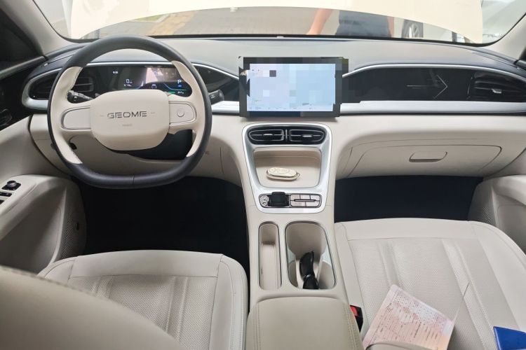 Used Geely Galaxy Geome 2025 310km Youth Edition Center Console