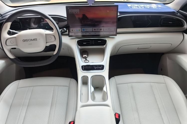 Used Geely Galaxy Geome 2025 310km Dream Edition Center Console