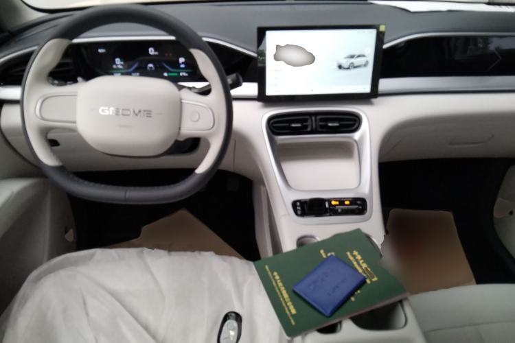 Used Geely Galaxy Geome 2025 310km Youth Edition Center Console