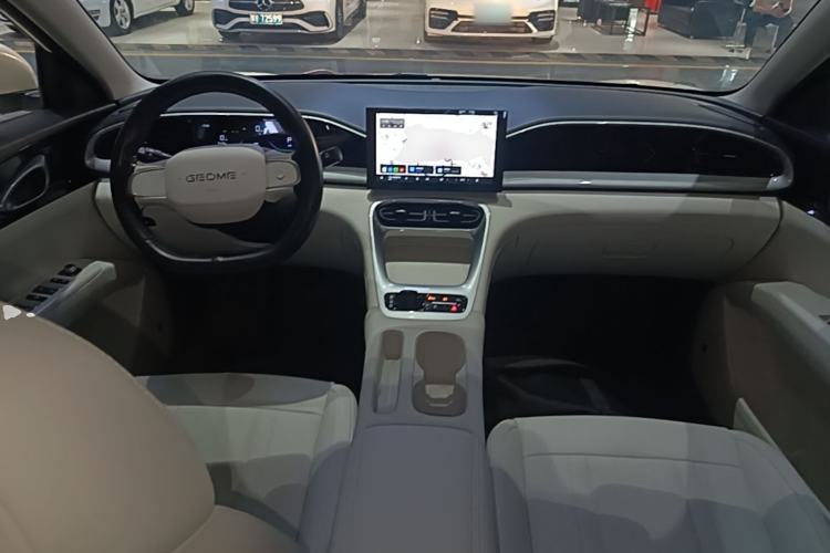 Used Geely Galaxy Geome 2025 310km Youth Edition Center Console
