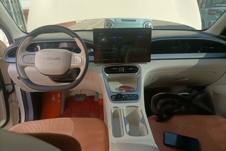 Used Geely Galaxy Geome 2025 310km Dream Edition Center Console