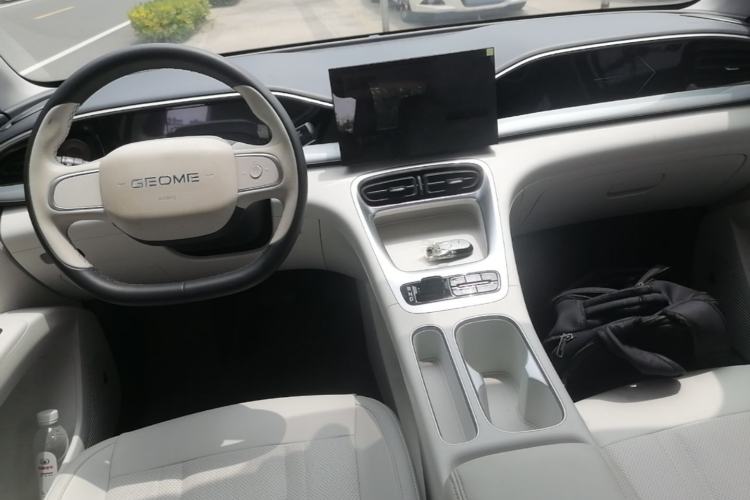 Used Geely Galaxy Geome 2025 310km Youth Edition Center Console